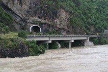 Wet weather to stick around