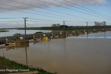 Moutoa floodgates begin to close Tuesday morning